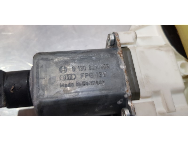 Recambio de elevalunas delantero derecho para bmw serie 3 cabrio (e93) 325d referencia OEM IAM 51337193456   Recambio de elevalunas delantero derecho para bmw serie 3 cabrio (e93) 325d referencia OEM IAM 51337193456