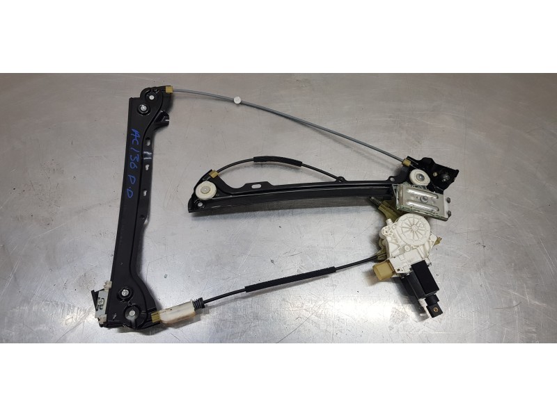 Recambio de elevalunas delantero derecho para bmw serie 3 cabrio (e93) 325d referencia OEM IAM 51337193456   Recambio de elevalunas delantero derecho para bmw serie 3 cabrio (e93) 325d referencia OEM IAM 51337193456