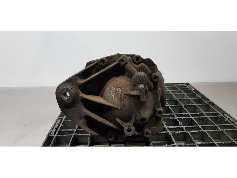 Recambio de diferencial trasero para bmw serie 3 touring (f31) 318d sport line referencia OEM IAM 33108485723 2,81 