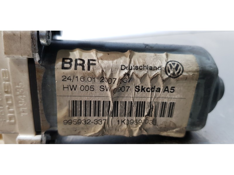 Recambio de motor elevalunas trasero izquierdo para skoda octavia berlina (1z3) active referencia OEM IAM 1K0959703J  