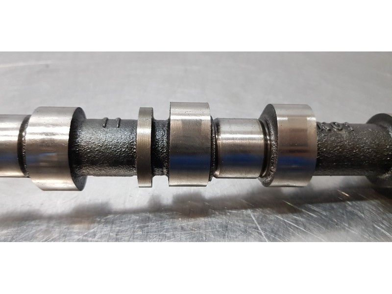 Recambio de arbol de levas para toyota avensis cross sport (t27) executive referencia OEM IAM 135010R010  