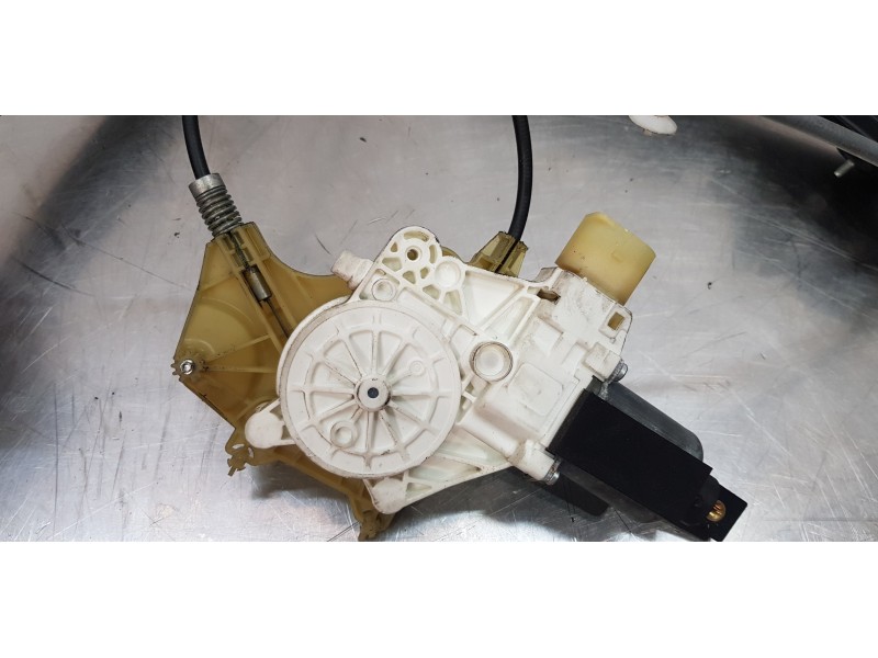 Recambio de elevalunas delantero izquierdo para bmw serie 3 cabrio (e93) 325d referencia OEM IAM 51337193455   Recambio de elevalunas delantero izquierdo para bmw serie 3 cabrio (e93) 325d referencia OEM IAM 51337193455