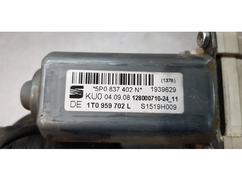 Recambio de motor elevalunas delantero derecho para seat altea xl (5p5) reference referencia OEM IAM 5P0837402N   Recambio de motor elevalunas delantero derecho para seat altea xl (5p5) reference referencia OEM IAM 5P0837402N