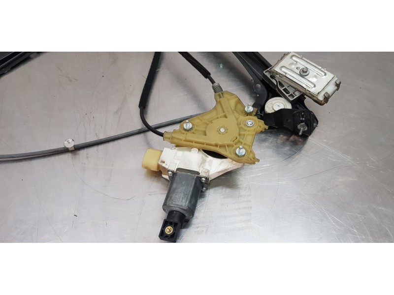 Recambio de elevalunas delantero izquierdo para bmw serie 3 cabrio (e93) 325d referencia OEM IAM 51337193455   Recambio de elevalunas delantero izquierdo para bmw serie 3 cabrio (e93) 325d referencia OEM IAM 51337193455