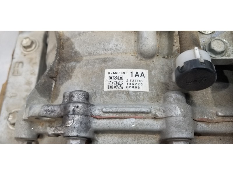 Recambio de diferencial trasero para toyota rav 4 plug-in hybrid advance referencia OEM IAM TZ215X001 21JTR3 