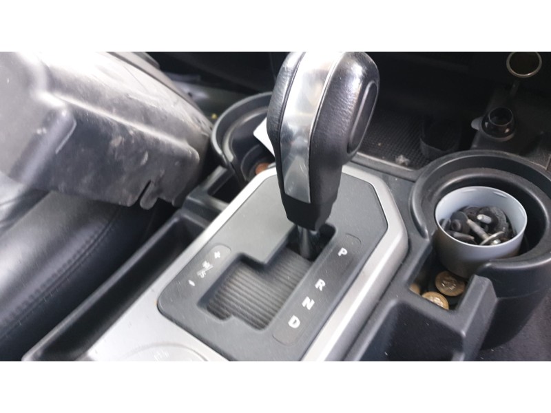 land rover discovery del año 2004