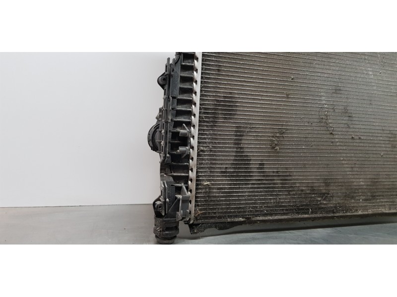 Recambio de radiador agua para land rover discovery sport pure referencia OEM IAM LR075359 GJ328005CB 