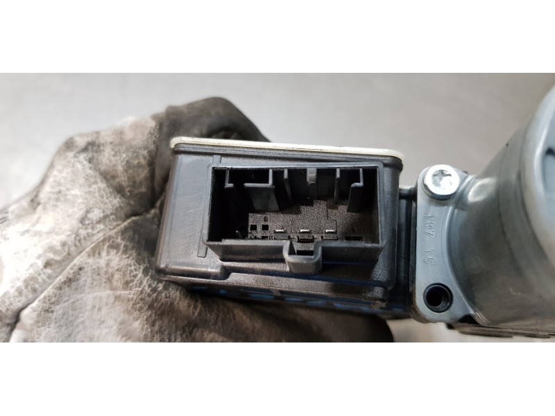 Recambio de motor elevalunas trasero izquierdo para skoda octavia combi (5e5) like referencia OEM IAM 5Q0959811A  