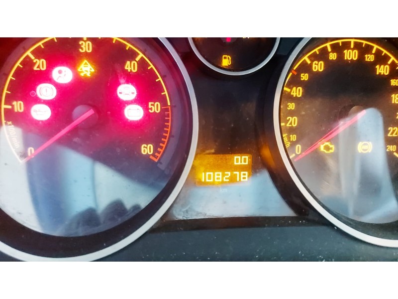 opel zafira b del año 2014 opel zafira b del año 2014