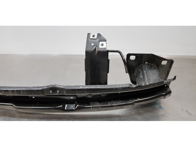 Recambio de refuerzo paragolpes trasero para land rover discovery sport pure referencia OEM IAM LR137638 FK7217906AF 