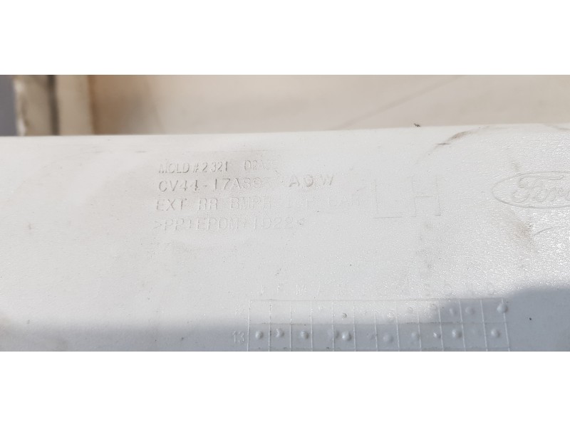 Recambio de puntera paragolpes trasera izquierda para ford kuga (cbs) trend referencia OEM IAM CV4417A895AGW  