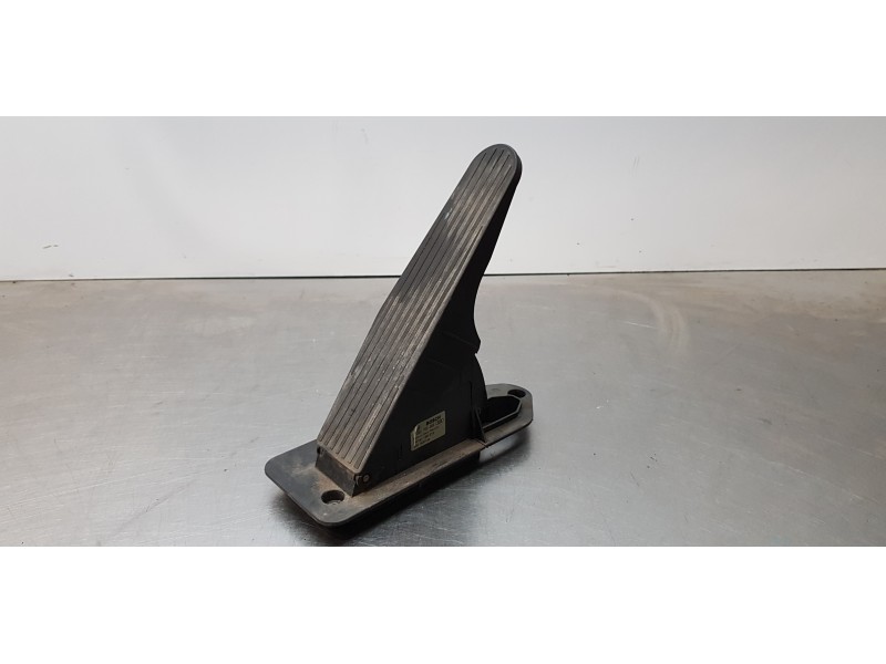 Recambio de pedal acelerador para maserati quattroporte básico referencia OEM IAM 0280752285  