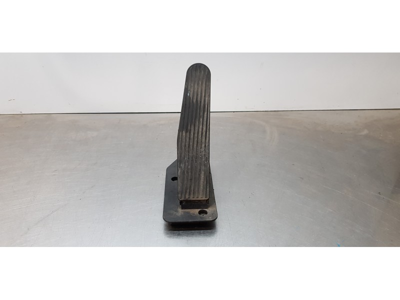 Recambio de pedal acelerador para maserati quattroporte básico referencia OEM IAM 0280752285  