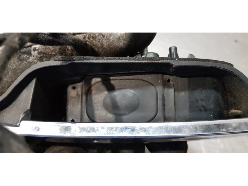 Recambio de maneta exterior porton para ford ecosport trend referencia OEM IAM CN15A219A65NF   Recambio de maneta exterior porton para ford ecosport trend referencia OEM IAM CN15A219A65NF