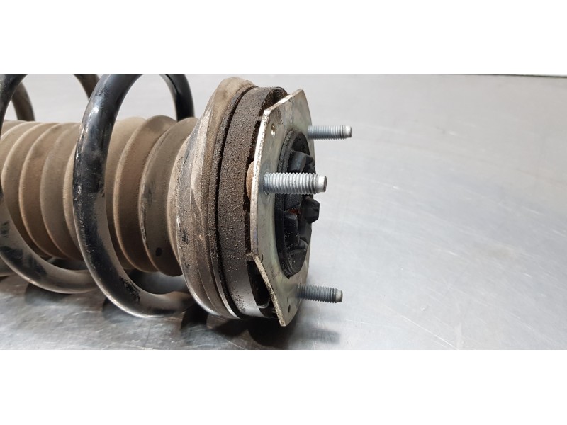 Recambio de amortiguador delantero izquierdo para ford ka+ essential referencia OEM IAM J7BC18K001KA  