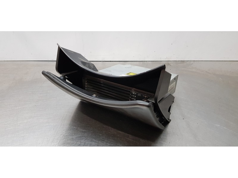 Recambio de sistema audio / radio cd para maserati quattroporte básico referencia OEM IAM 7607769150  