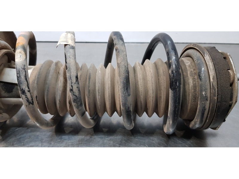 Recambio de amortiguador delantero izquierdo para ford ka+ essential referencia OEM IAM J7BC18K001KA  