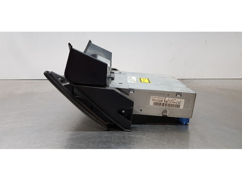 Recambio de sistema audio / radio cd para maserati quattroporte básico referencia OEM IAM 7607769150  