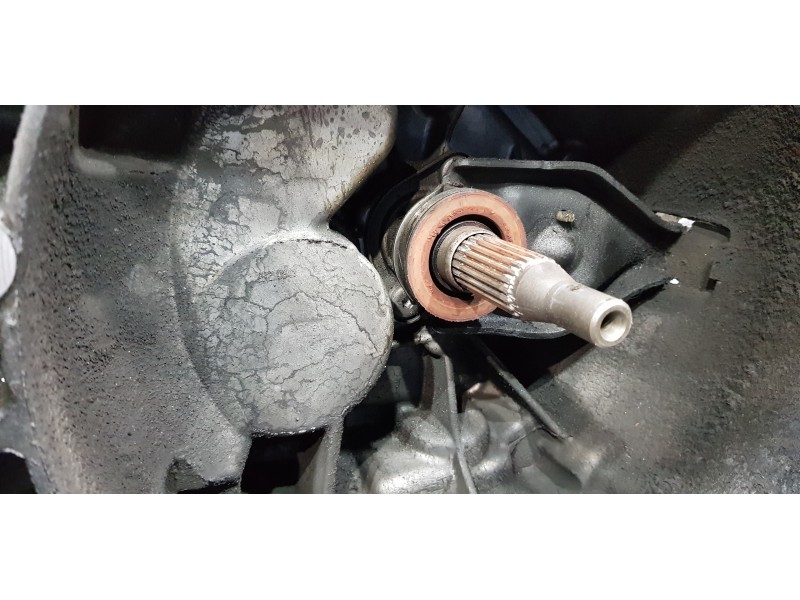 Recambio de caja cambios para peugeot 308 sw active referencia OEM IAM 20MB41  