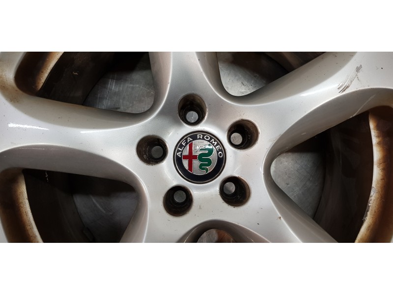 Recambio de llanta para alfa romeo stelvio (630) basis q4 referencia OEM IAM 156117306  