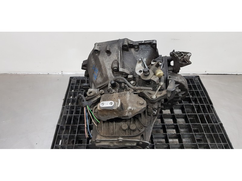 Recambio de caja cambios para peugeot 308 sw active referencia OEM IAM 20MB41  