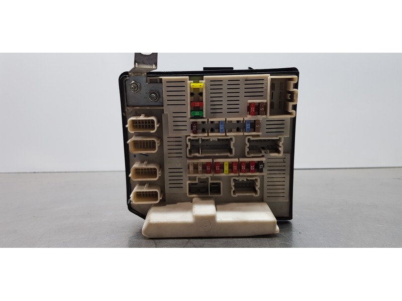 Recambio de caja reles / fusibles para renault megane ii berlina 5p authentique referencia OEM IAM 8200481866   Recambio de caja reles / fusibles para renault megane ii berlina 5p authentique referencia OEM IAM 8200481866