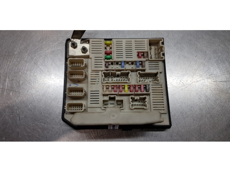 Recambio de caja reles / fusibles para renault megane ii berlina 5p authentique referencia OEM IAM 8200481866   Recambio de caja reles / fusibles para renault megane ii berlina 5p authentique referencia OEM IAM 8200481866