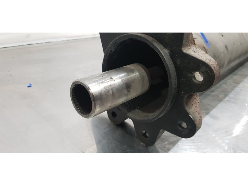 Recambio de transmision central para maserati quattroporte básico referencia OEM IAM   