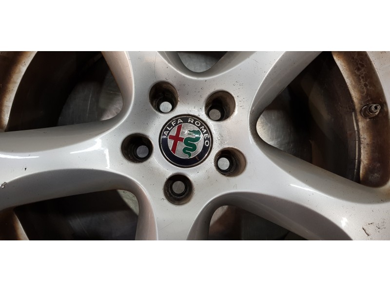 Recambio de llanta para alfa romeo stelvio (630) basis q4 referencia OEM IAM 156117306  