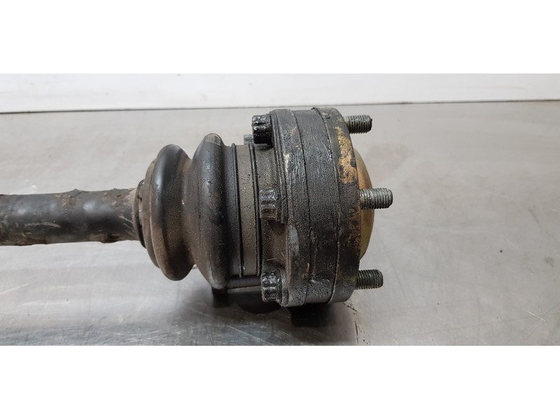 Recambio de transmision trasera derecha para maserati quattroporte básico referencia OEM IAM 192746  