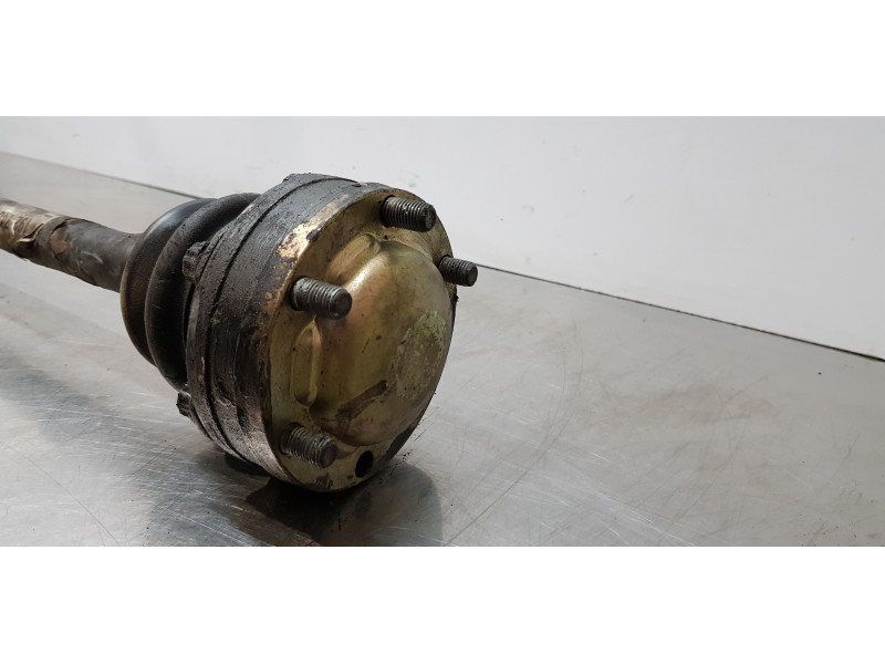 Recambio de transmision trasera derecha para maserati quattroporte básico referencia OEM IAM 192746  