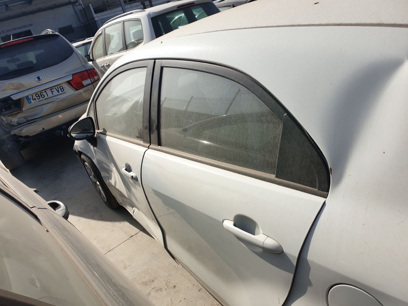 kia rio del año 2014