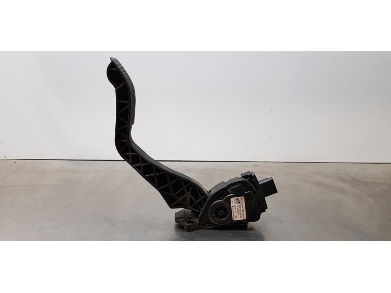 Recambio de pedal acelerador para peugeot 207 cc básico referencia OEM IAM 9682805780   Recambio de pedal acelerador para peugeot 207 cc básico referencia OEM IAM 9682805780