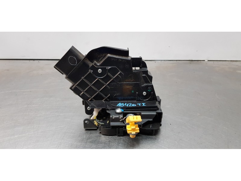 Recambio de cerradura puerta trasera izquierda para ford ka+ essential referencia OEM IAM AS6AF26413BM  