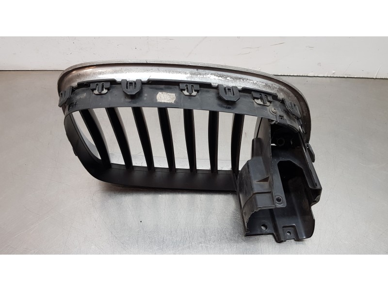 Recambio de rejilla paragolpes izquierda para bmw serie 5 gran turismo (f07) 530d xdrive referencia OEM IAM 51137200167  