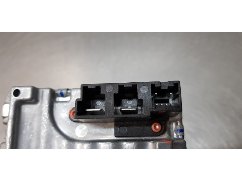 Recambio de columna direccion para ford ka+ essential referencia OEM IAM J7BC3D071CB  