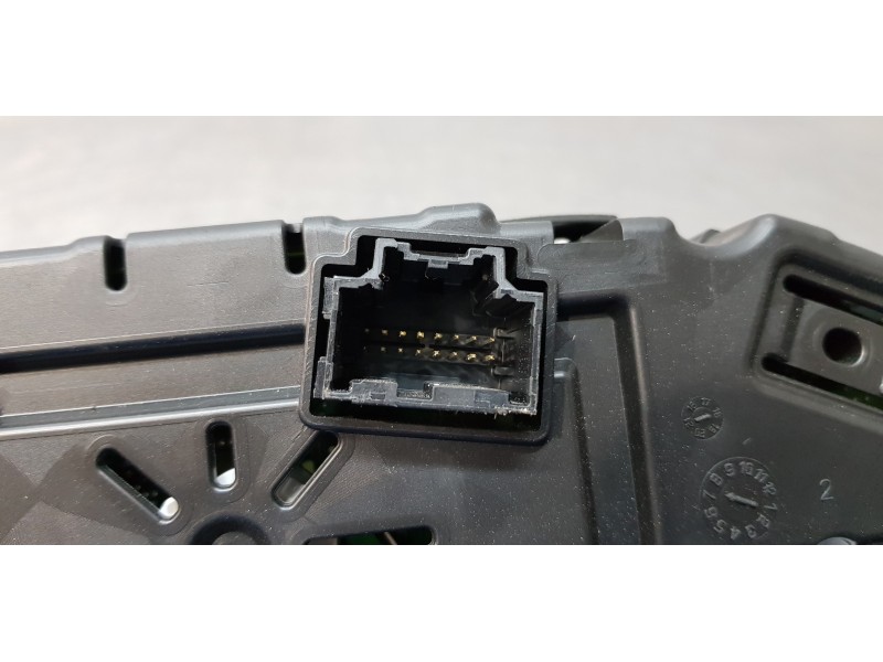 Recambio de cuadro instrumentos para ford ka+ essential referencia OEM IAM J7BT10849HE  