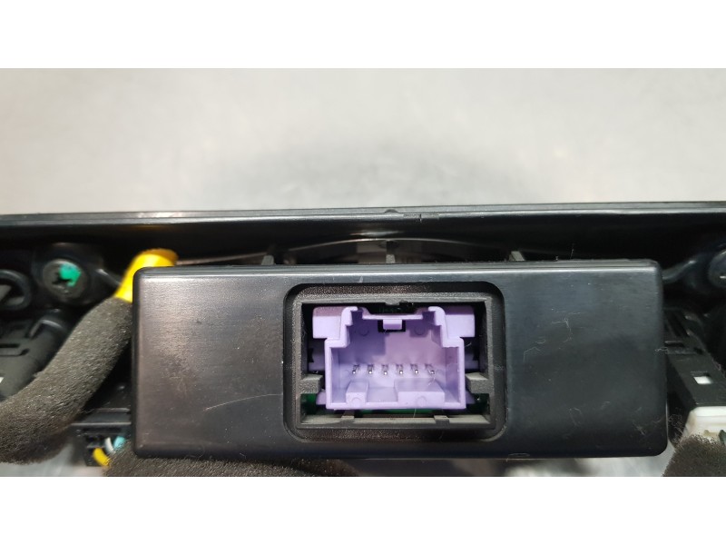 Recambio de rejilla aireadora para chevrolet captiva 2.2 vcdi lt 2wd referencia OEM IAM 42364012   Recambio de rejilla aireadora para chevrolet captiva 2.2 vcdi lt 2wd referencia OEM IAM 42364012