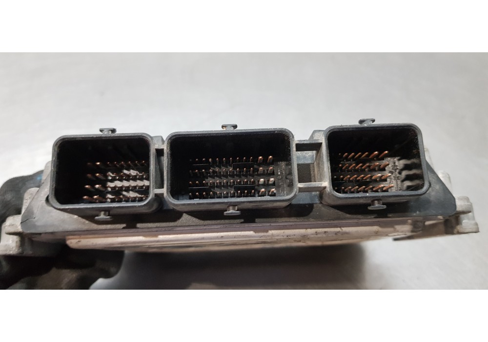 Recambio de centralita motor uce para citroen jumpy hdi 90 27 l1h1 furg. referencia OEM IAM 9663786880  