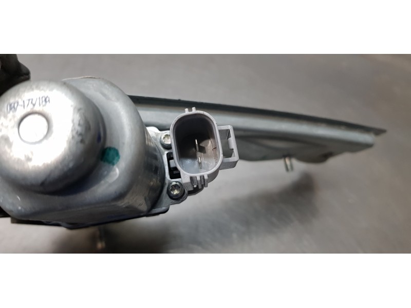 Recambio de elevalunas delantero derecho para ford ka+ essential referencia OEM IAM E3B5A23200DF  