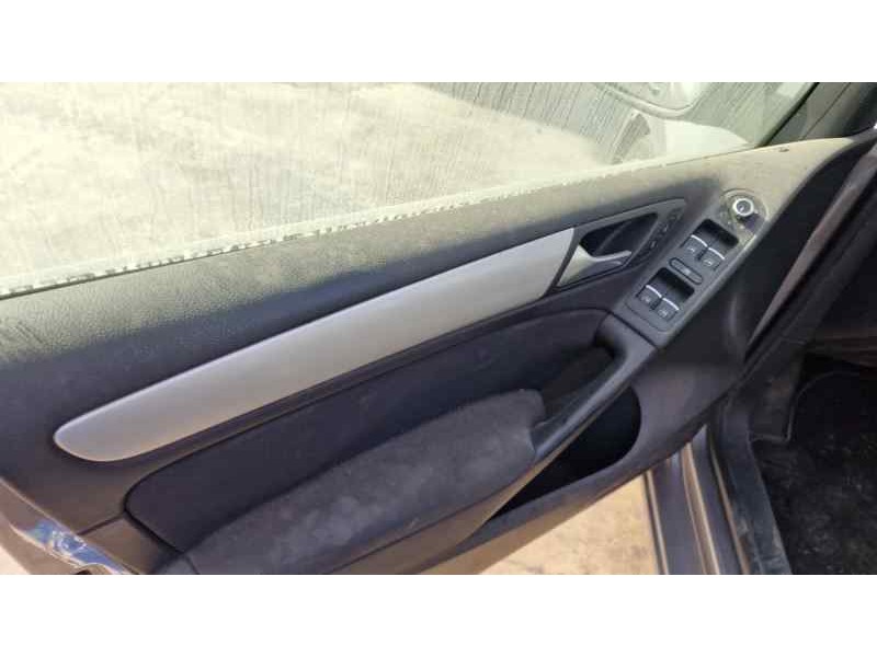 volkswagen golf vi (5k1) del año 2009