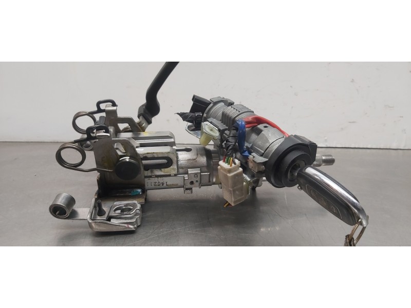 Recambio de antirrobo para hyundai i40 style blue referencia OEM IAM 819003Z000   Recambio de antirrobo para hyundai i40 style blue referencia OEM IAM 819003Z000