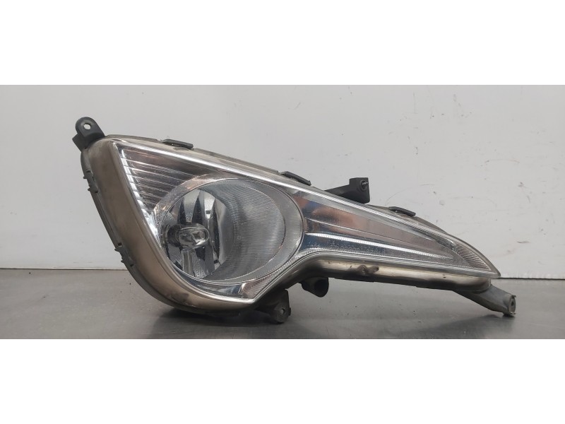 Recambio de faro antiniebla derecho para hyundai i40 style blue referencia OEM IAM 922023Z000  