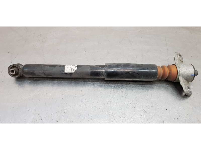 Recambio de amortiguador trasero derecho para kia ceed business referencia OEM IAM 55310J7AA0  