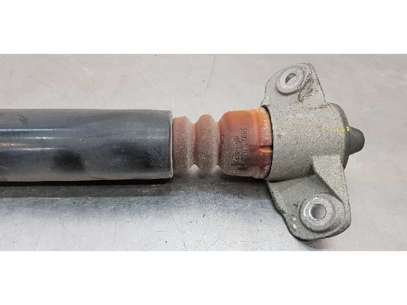Recambio de amortiguador trasero izquierdo para kia ceed business referencia OEM IAM 55310J7AA0  