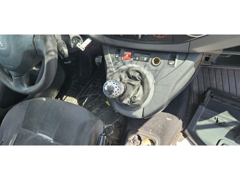 peugeot partner kasten del año 2012