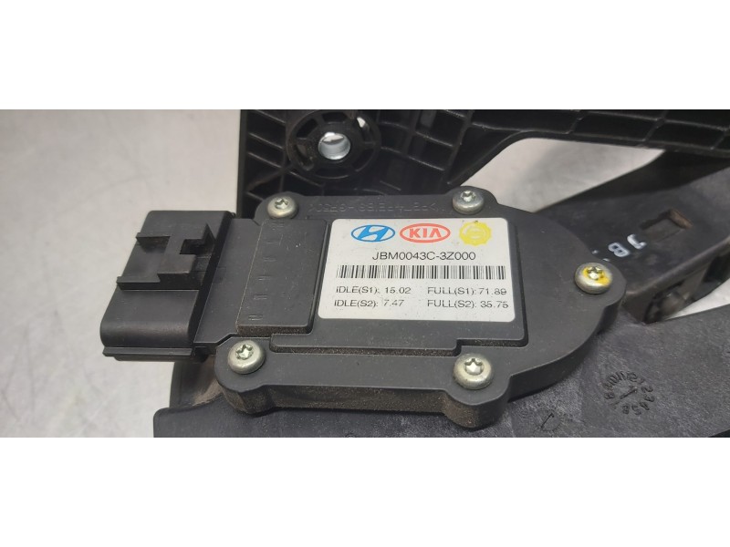 Recambio de pedal acelerador para hyundai i40 style blue referencia OEM IAM 327003Z000   Recambio de pedal acelerador para hyundai i40 style blue referencia OEM IAM 327003Z000