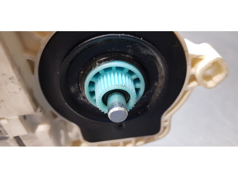 Recambio de motor elevalunas delantero derecho para seat leon (1p1) reference referencia OEM IAM 1P0837402M   Recambio de motor elevalunas delantero derecho para seat leon (1p1) reference referencia OEM IAM 1P0837402M