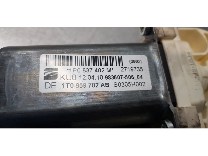 Recambio de motor elevalunas delantero derecho para seat leon (1p1) reference referencia OEM IAM 1P0837402M   Recambio de motor elevalunas delantero derecho para seat leon (1p1) reference referencia OEM IAM 1P0837402M
