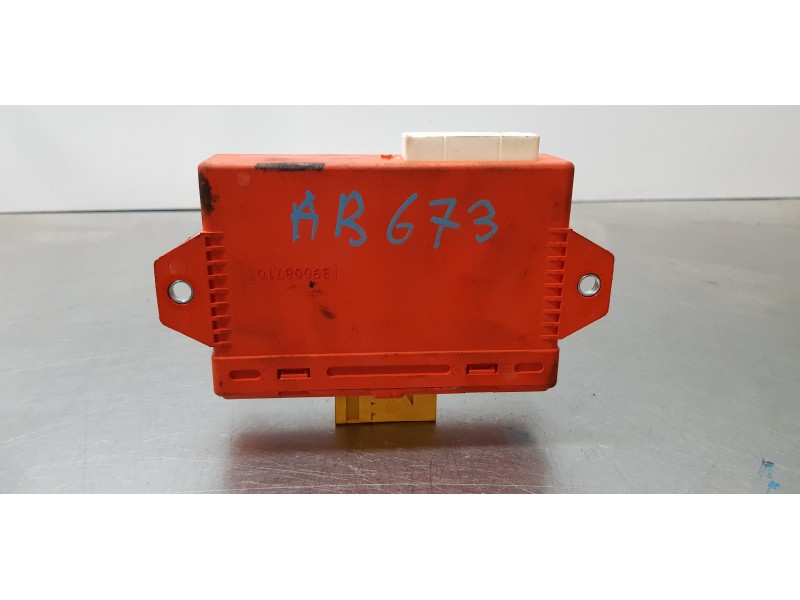 Recambio de centralita airbag para maserati quattroporte básico referencia OEM IAM 463009000  